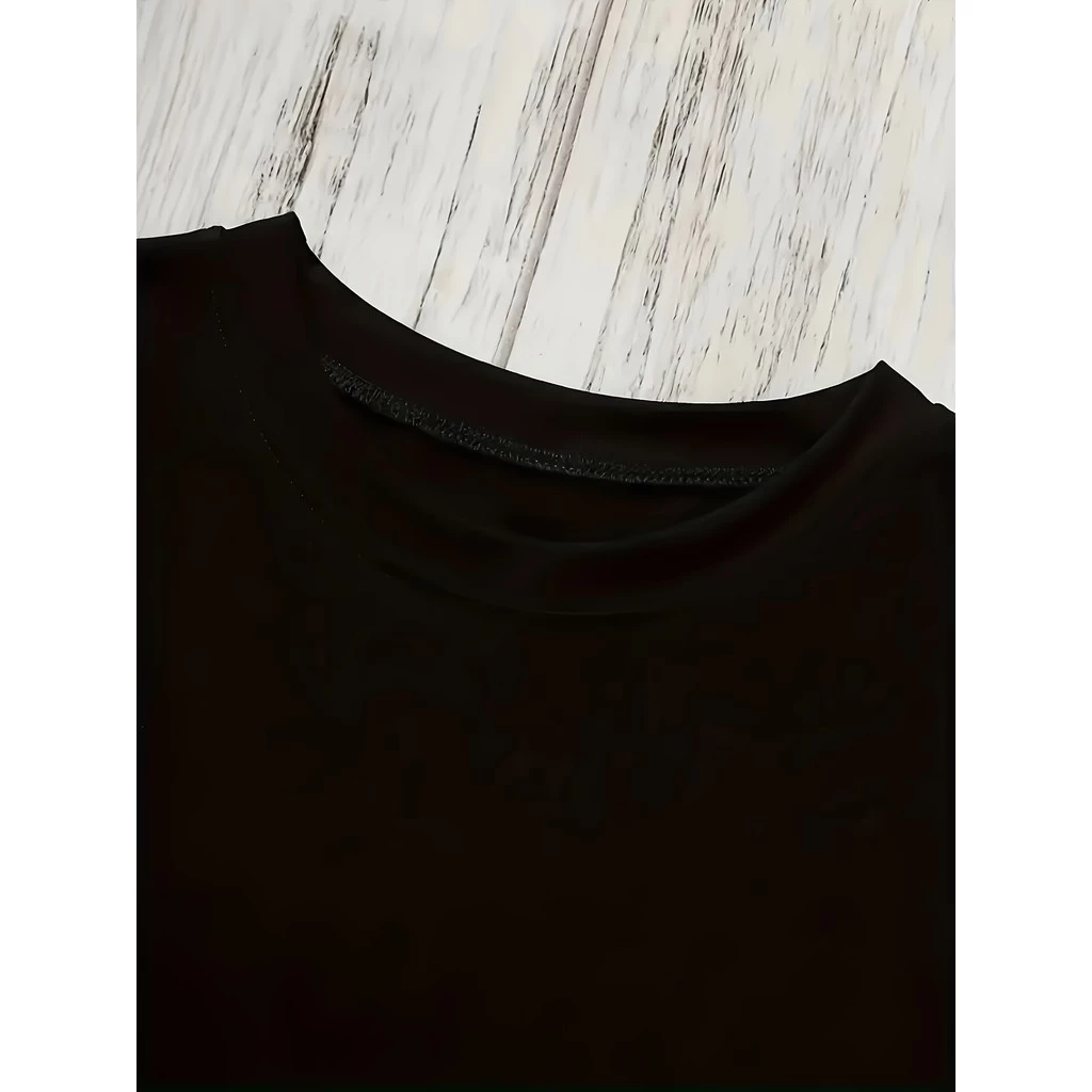 เสื้อยืดผู้หญิงลายหัวใจและดอกกุหลาบวันวาเลนไทน์ แขนสั้นสีดำ thumbnail 4