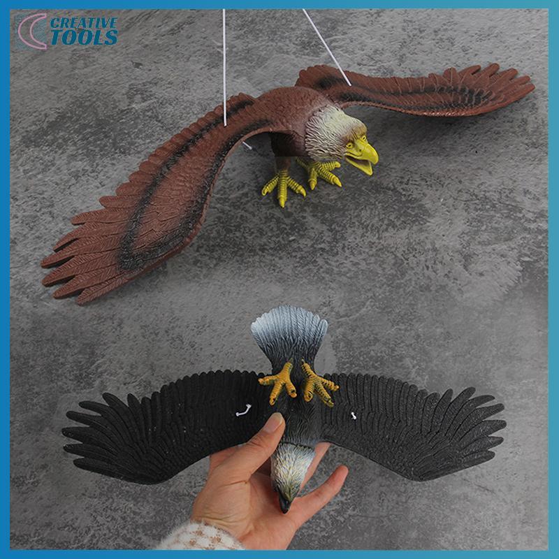 พร้อมสต็อก 1 ชิ้นกลางแจ้ง Eagle ตุ๊กตาแขวนนก Deterrent พลาสติก Eagle เครื่องประดับ Vivid Flying Bird Hawk Decoy Garden หุ่นไล่กา