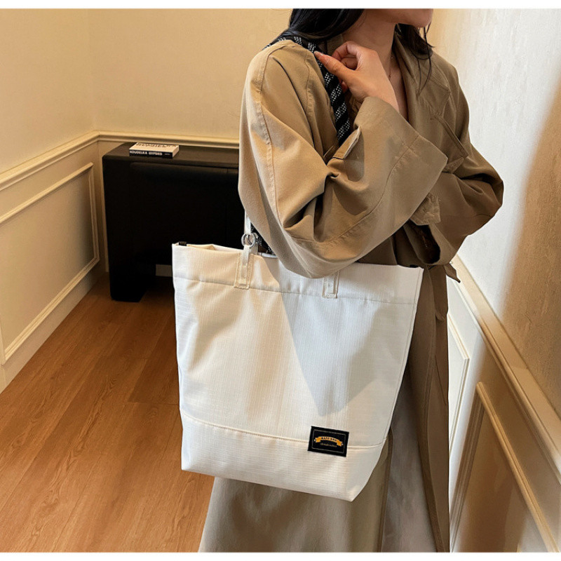C.R.Tote bag ไนลอนแฟชั่น รูปที่ 8