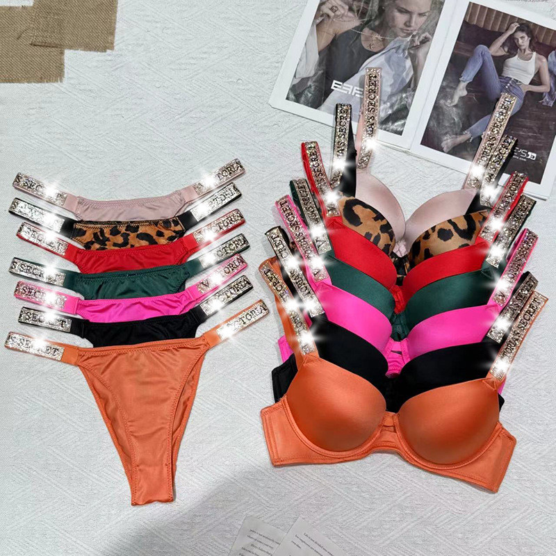 VS Victoria Golden Gradient Shiny Rhinestone Strap Bra ชุดชั้นในชุด