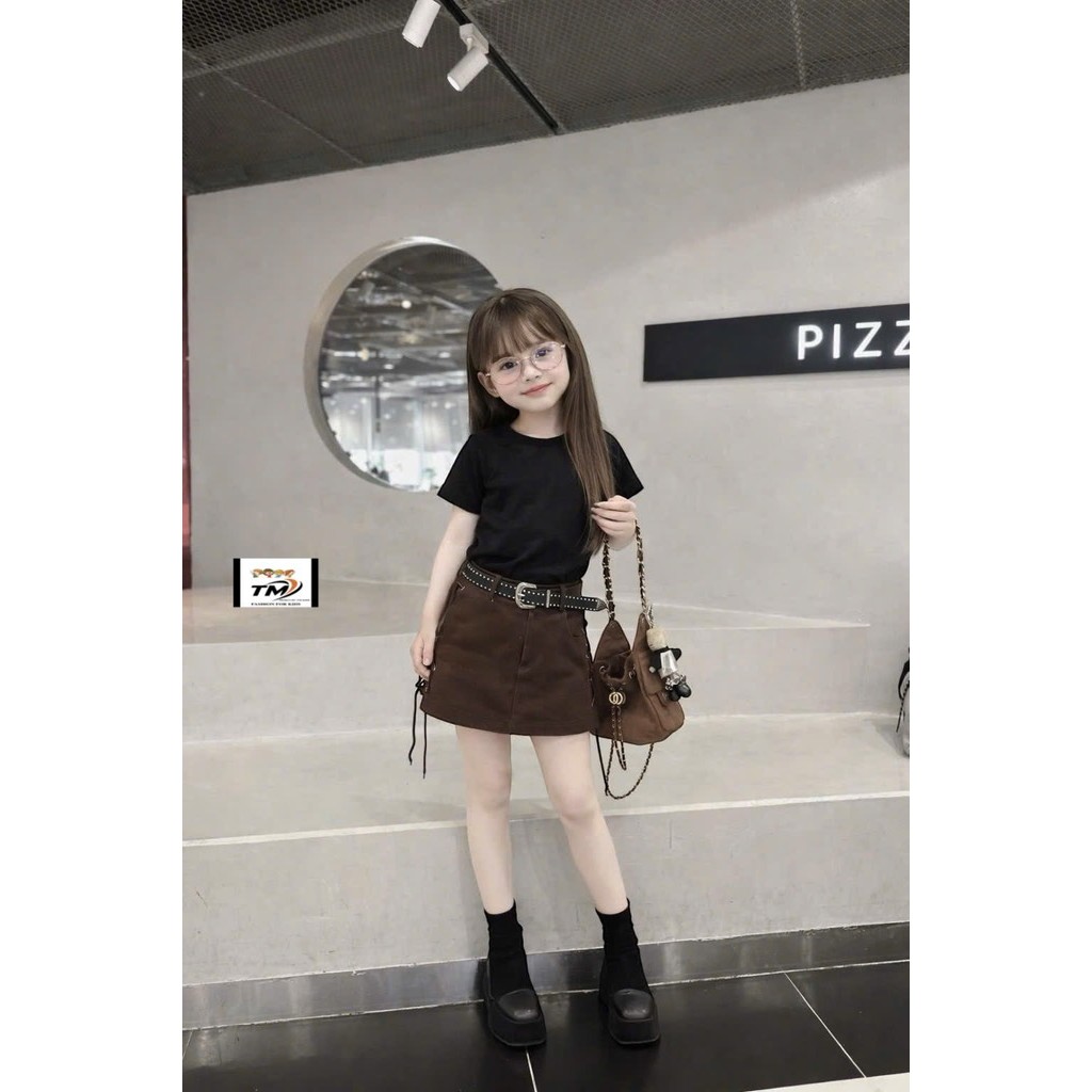 ชุดเด็กผู้หญิงสวยๆ10-30กิโลกรัม ชุดเสื้อผ้าคอตตอนขาวดําพร้อมกระโปรงสีน้ําตาลกากี TM