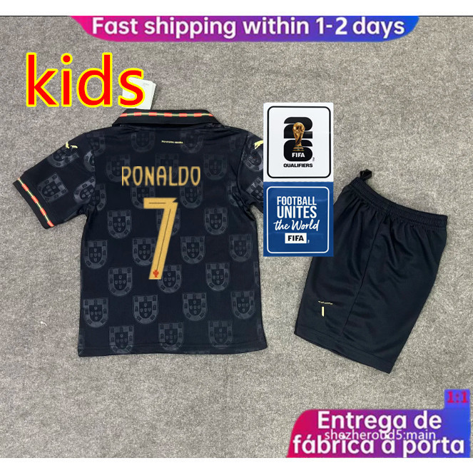 Cristiano Ronaldo CR7 Football Jersey สำหรับเด็ก พิเศษปี 2026 สีดำ AAA+