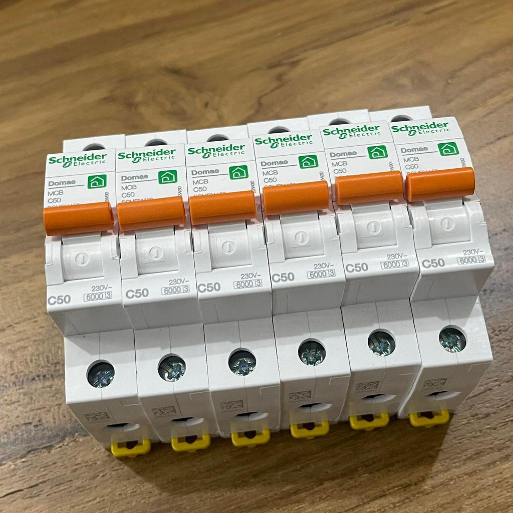 SCHNEIDER ใหม่ DOMAE MCB 50A 1P DOMFG01150