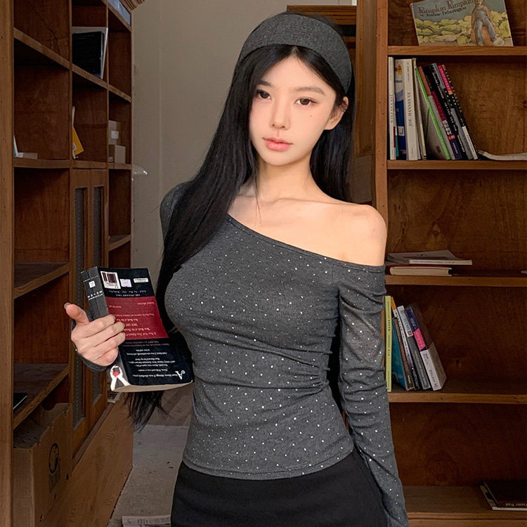 เสื้อยืดแขนยาว เปิดไหล่ ทรงเข้ารูป ผ้านุ่มยืดหยุนตามตัว สไตล์เกาหลี เสื้อยืดลายจุด FZ033