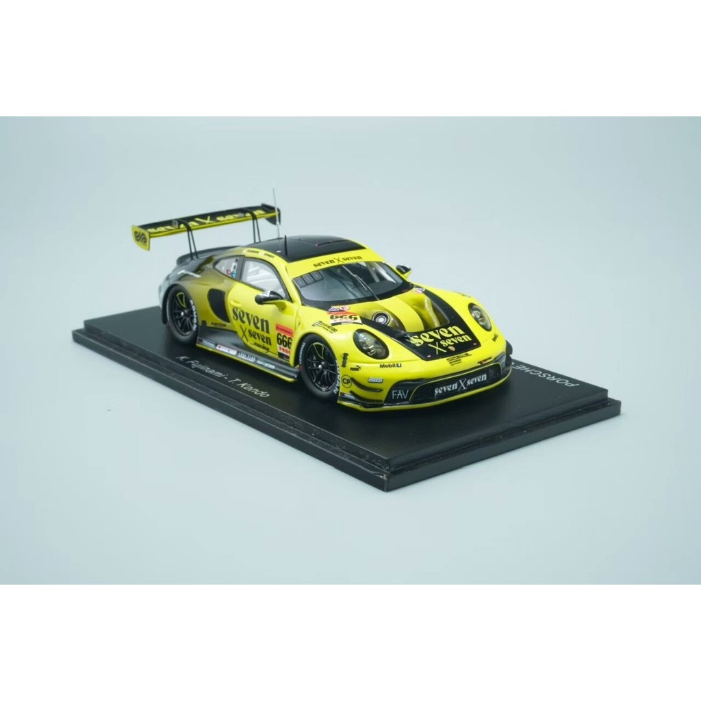 [คลังสินค้าพร้อม] Spark 1: 43 Porsche 911 GT3R 7 x 7 2025 Super GT Racing GT300 Series รถแข่ง