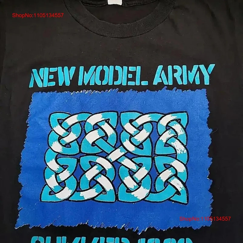 ใหม่ เสื้อยืด ARMY x Tour รุ่น EN417 แฟชั่นวินเทจ อเนกประสงค์ สไตล์กราฟิกสตรีทแวร์ สบายๆ