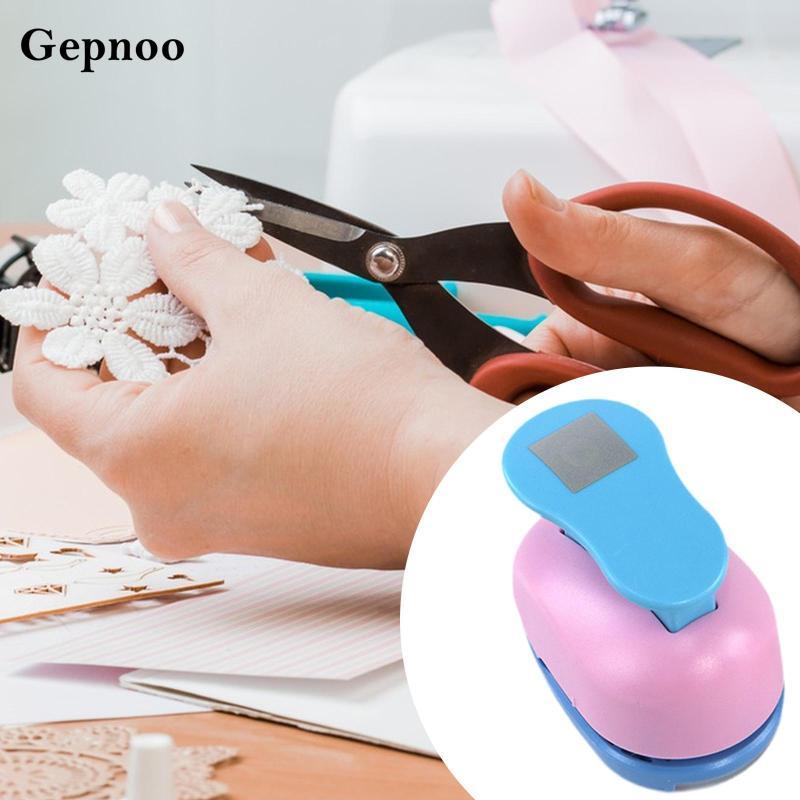 [Gepnoo] Square Punch Paper Punch มือถือแบบพกพาสําหรับเด็กผู้ใหญ่เครื่องตัดสําหรับ DIY