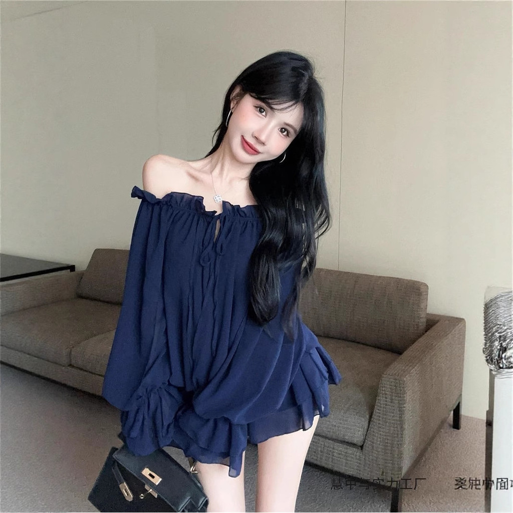 Verve ตู้เสื้อผ้าเสื้อชีฟองแขนกุดพร้อมเชือกรูดหรูหราและหลากหลายลายดอกไม้รูปแบบสําหรับผู้หญิงหนึ่งไหล