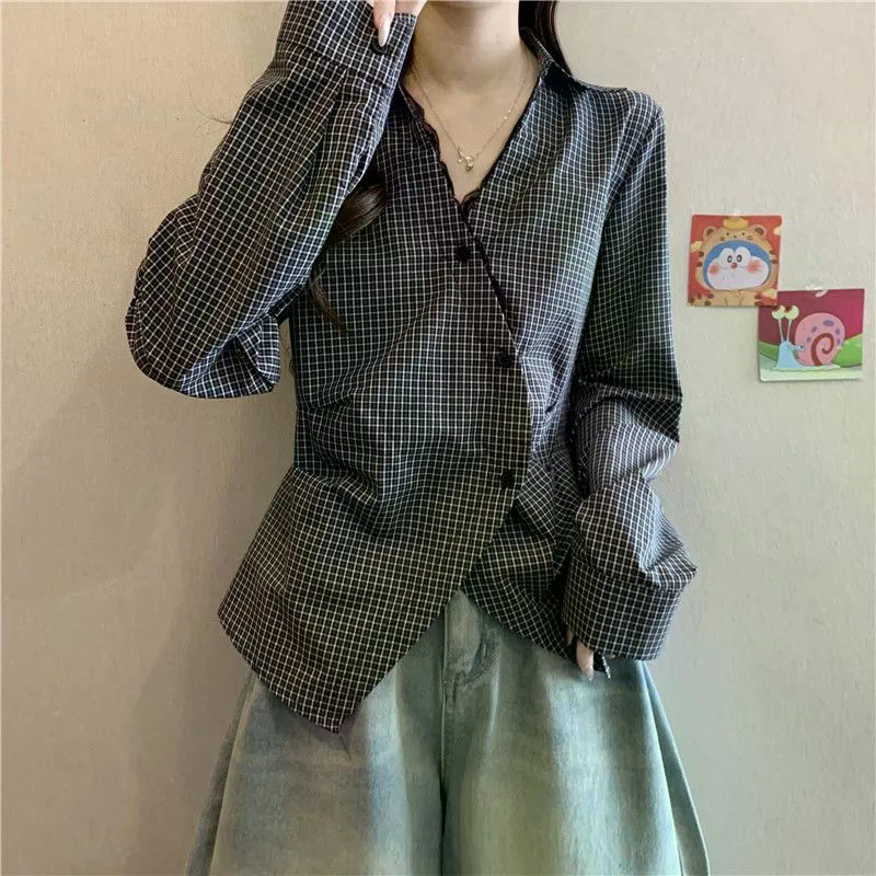 Orla~Xเวอร์ชั่นเกาหลี คอวี ตาราง แขนยาว เสื้อเชิ้ต รุ่นใหม่ สไตล์แฟชั่น