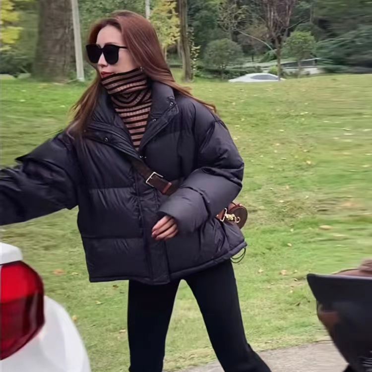 2026แฟชั่น2026ลงแจ็คเก็ตเบาะ2025ฤดูหนาวรูปแบบใหม่หลวมเวอร์ชั่นเกาหลีแฟชั่นที่เรียบง่ายทันสมัยขนมปังแ