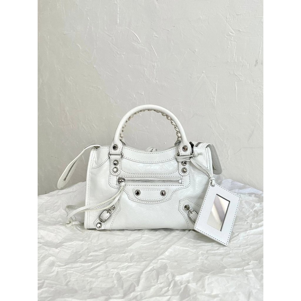 Balenciaga City Motorcycle Backpack ขนาดใหญ่ สวมได้ง่ายบนบ่า