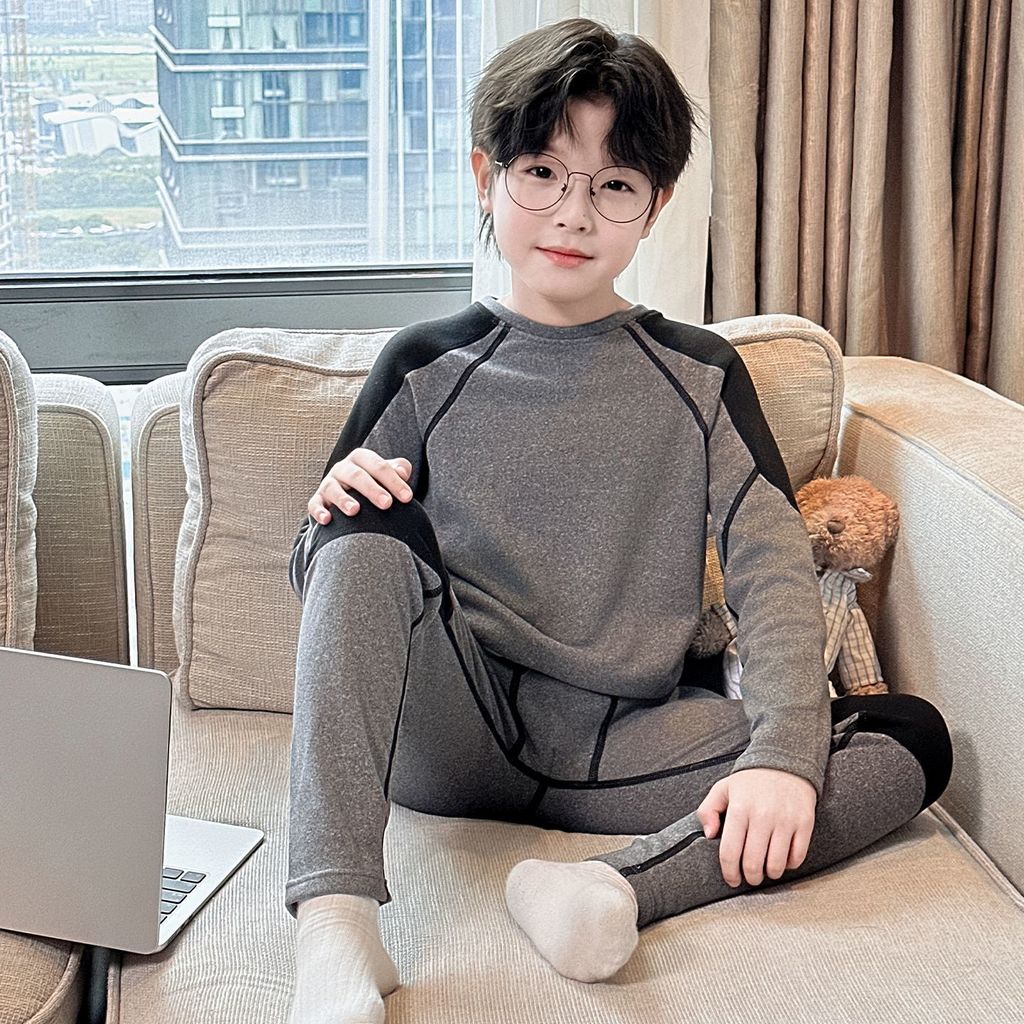 เสื้อผ้าฤดูใบไม้ร่วงของเด็กชายขนแกะขนแกะขนแกะปลาค็อดขนาดใหญ่ขนาดกลางเด็กจุดต่ําสุดบวกชุดชั้นในให้อบอ