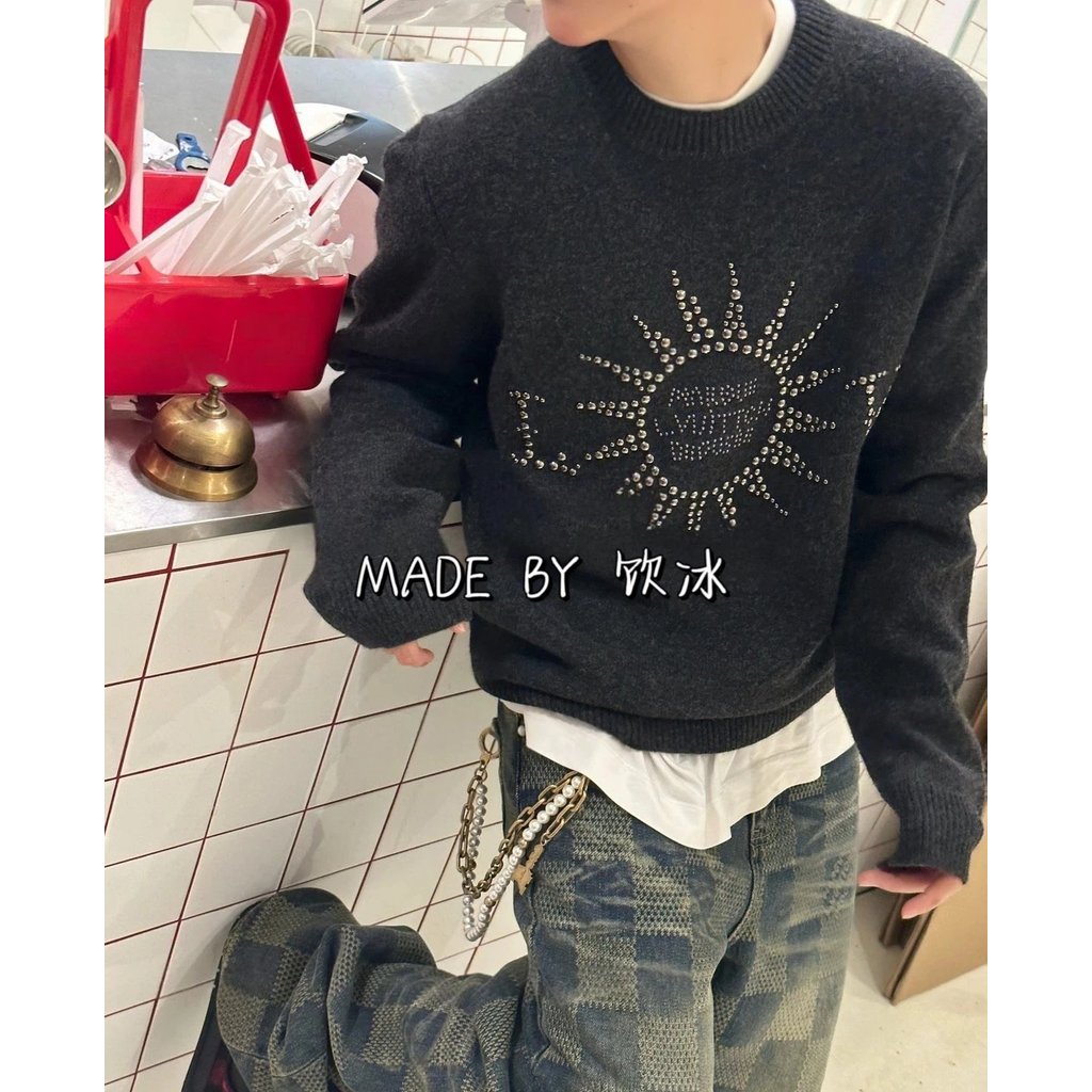 เสื้อสเวตเตอร์แขนยาว Fei Dong Xiu สไตล์คลาสสิก นุ่มสบายสำหรับทุกเพศ