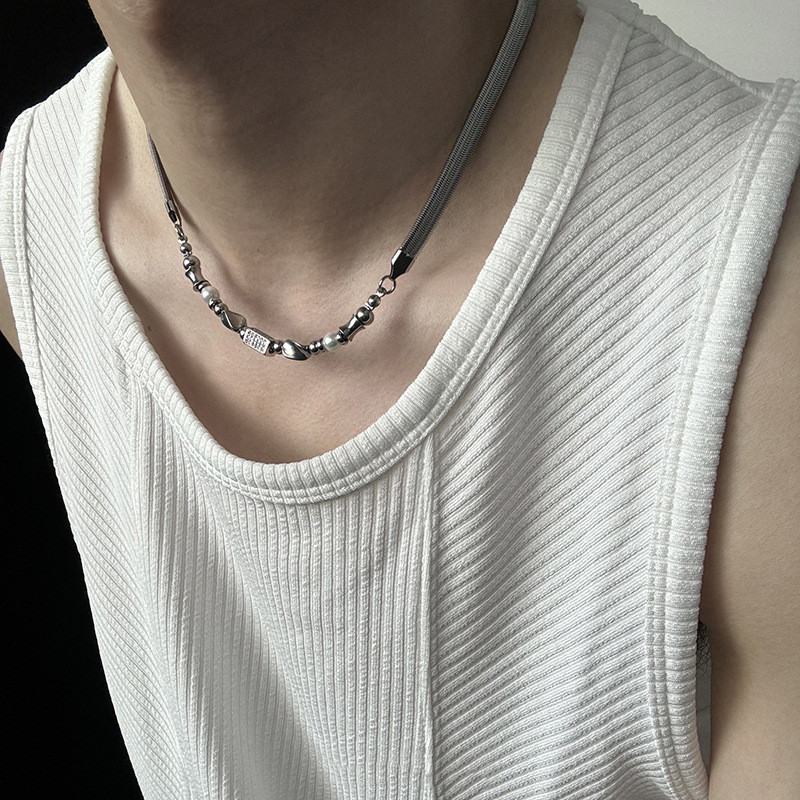 สร้อยคล้องคอมากความหรูหราสำหรับชาย ออกแบบเฉพาะทาง ลายงูคู่ สีคงทนไม่ซีดจาง vfr19.4.99