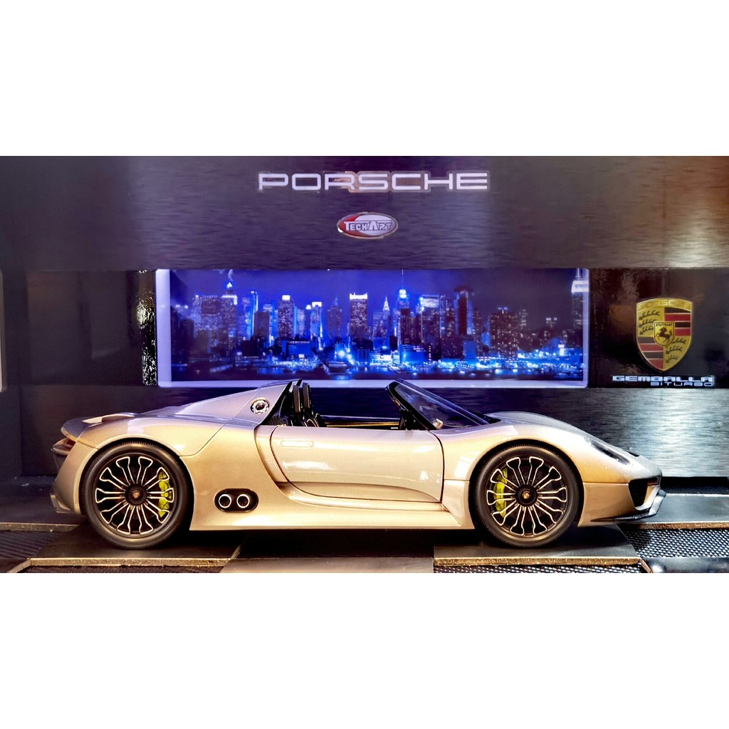 [คลังสินค้าพร้อม] Porsche PORSCHER 918 SPYDER 1/18 การจับคู่สีหายาก คอลเลกชัน Out-of-Print เสมอร้านค