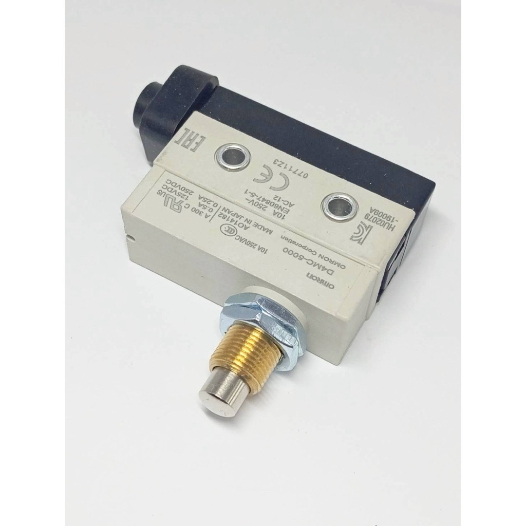 ของแท้ D5MC-5000 omron D4MC-5000 OMRON Corporation ส่งใว