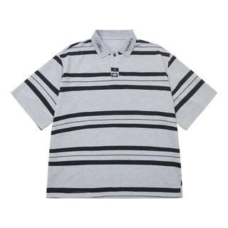 Chaistyle สไตล์อเมริกันแนววินเทจ เสื้อโปโลผู้ชาย การออกแบบลายทาง หลวมใส่สบาย แบบบางสำหรับฤดูร้อน