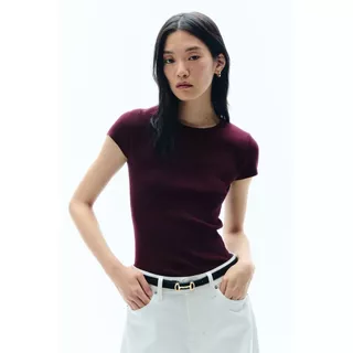 H&M(เอชแอนด์เอ็ม) เสื้อยืดผ้าถักเนื้อละเอียด Women Fine-knit T-shirt 1322347_1