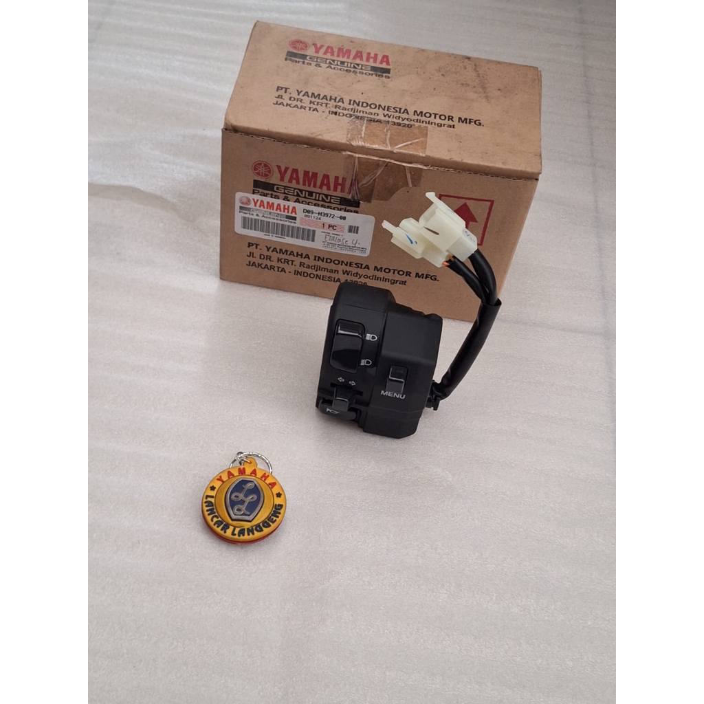 SWITCH HANDLE 4 / LEFT SWITCH HOLDER YAMAHA AEROX ALPHA ORIGINAL YGP D09-H3972-00