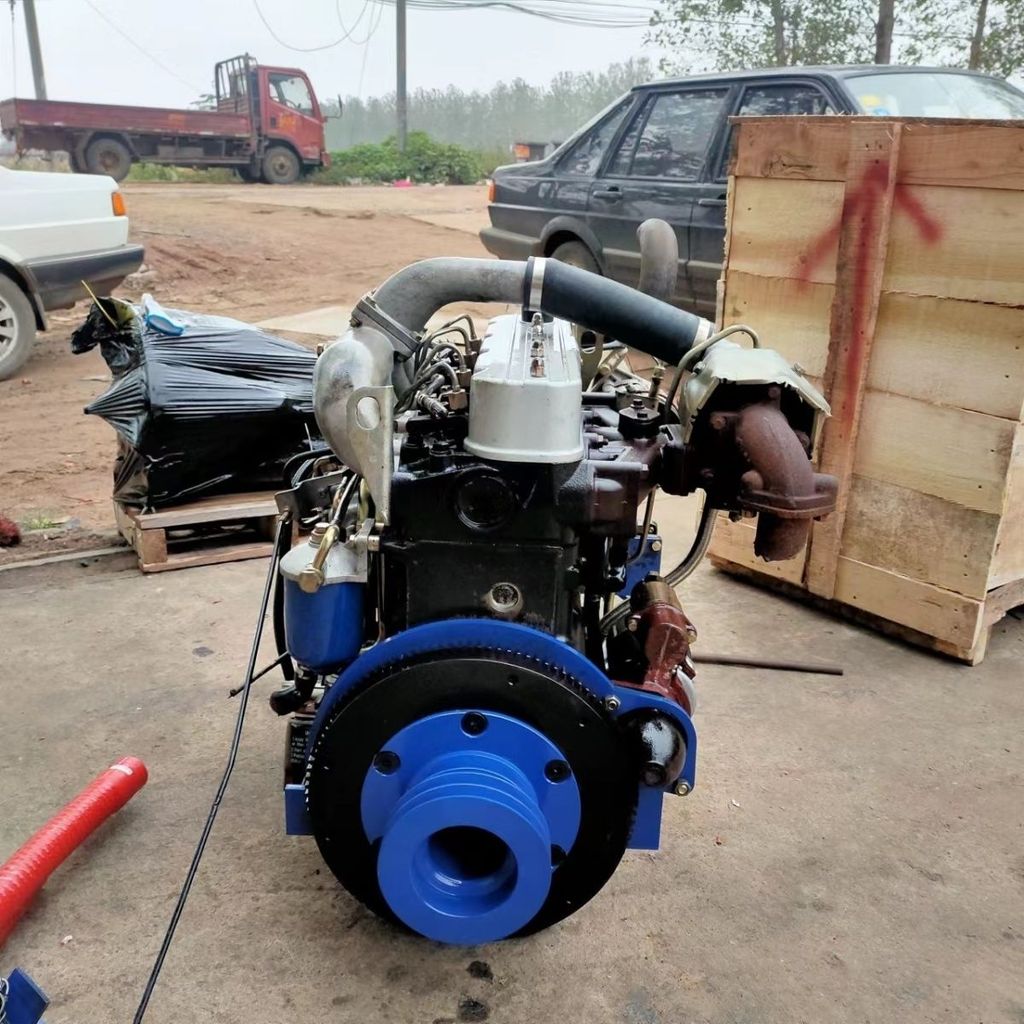 เครื่องยนต์ Changchai4L88 / 4G33และรถแทรกเตอร์改装久保田 Kubota688 Yanmar 98T Dongfanhong 4105/4108