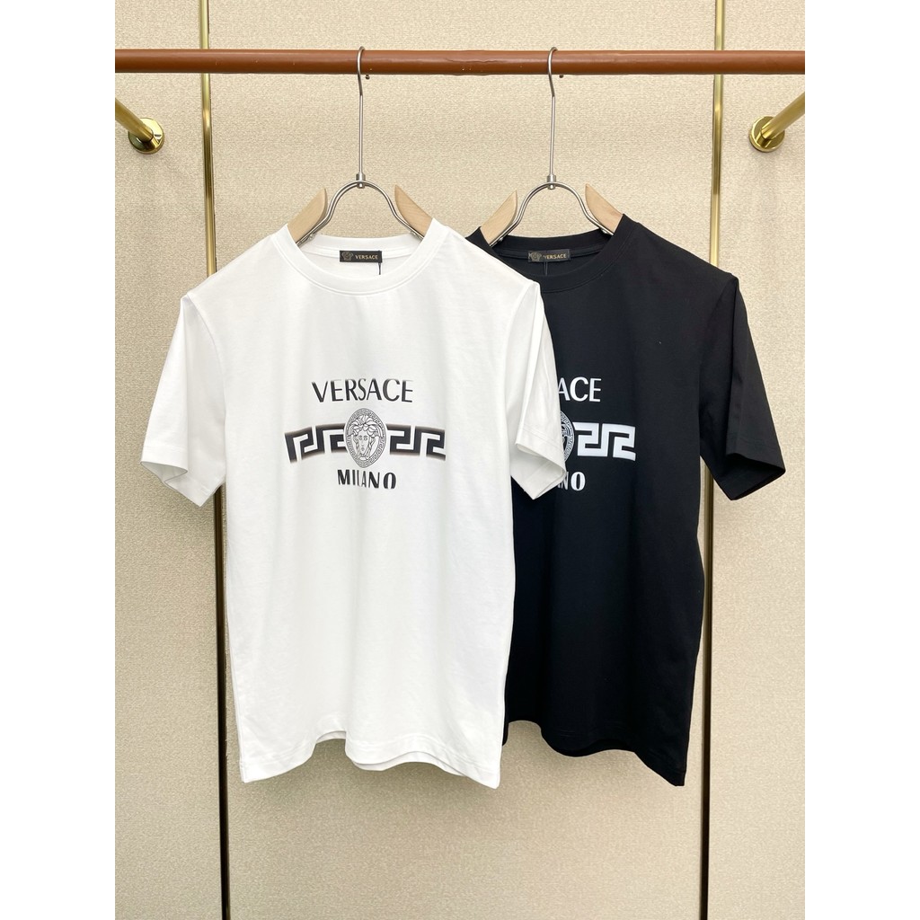 เสื้อยืดพิมพ์ลาย VERSACE สำหรับผู้ชายและผู้หญิง อินเทรนด์