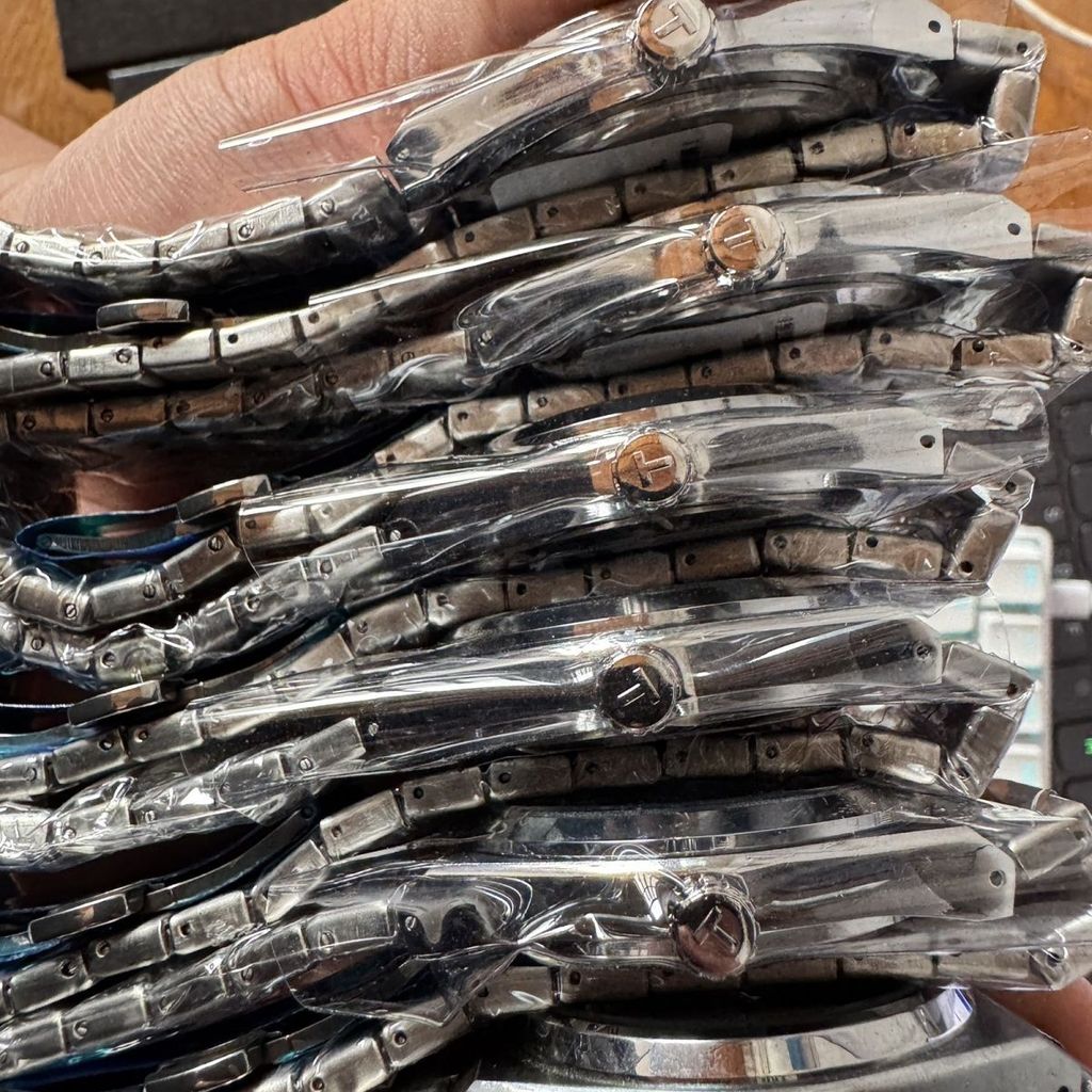 Spike Ruizhiyuan ยี่ห้อใหม่สไตล์ Super Player นาฬิกาผู้ชาย prx Mens Quartz สายรัดข้อมือของขวัญวันวาเ