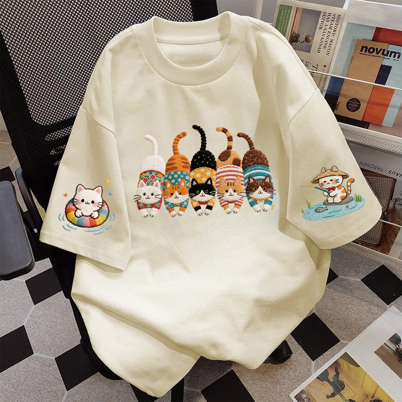 COD (จัดส่งตลอด 24 ชั่วโมง）BOOM 【ส่งจากไทย】เสื้อยืดสไตล์เกาหลีแบบใหม่ ท็อปส์ซูผู้หญิง ลายปักสวย ผ้านุ่ม เสื้อยืด K15