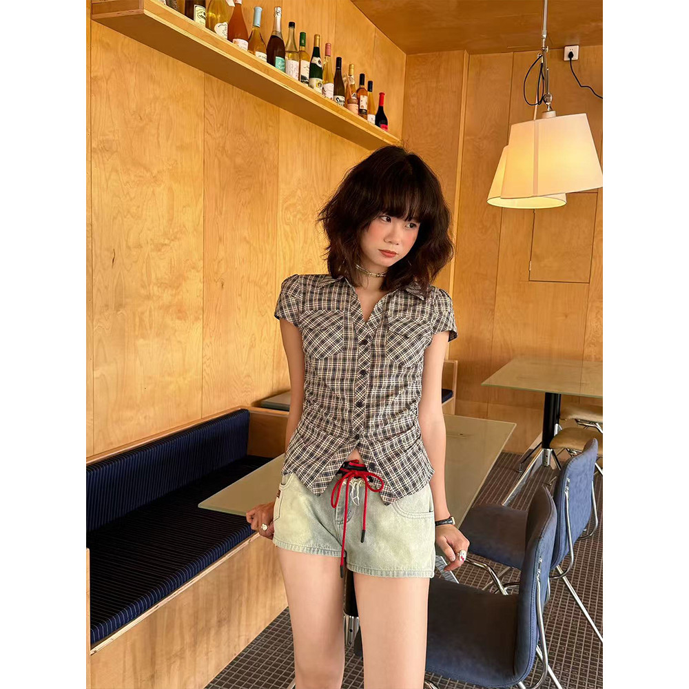 <Moses Queen> เสื้อโปโลแขนสั้นคอปกสไตล์เกาหลีย้อนยุค ดีไซน์เปิดไหล่ เหมาะสำหรับผู้หญิงใส่ในฤดูร้อน ช่วยให้ดูผอมเพรียว