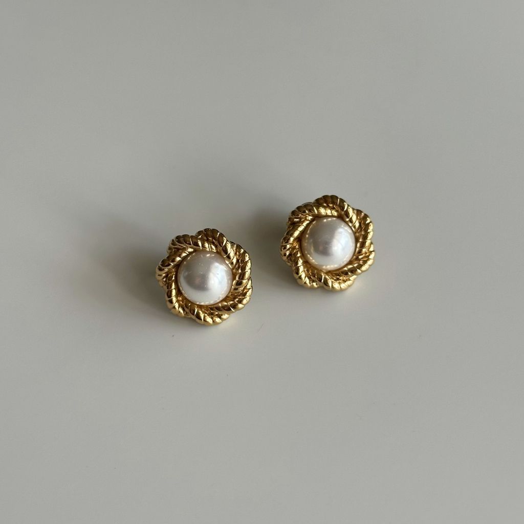 gemin. | ต่างหู #gmnpearlbloom01 earrings