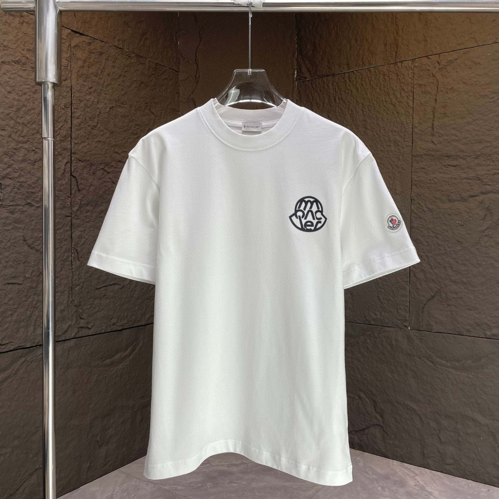 Moncler2026 Moncler-สไตล์ใหม่6XLคลาสสิกรอบคอแขนสั้นเสื้อยืดผู้ชายผู้หญิงสไตล์กีฬาขนาดใหญ่Breathable 