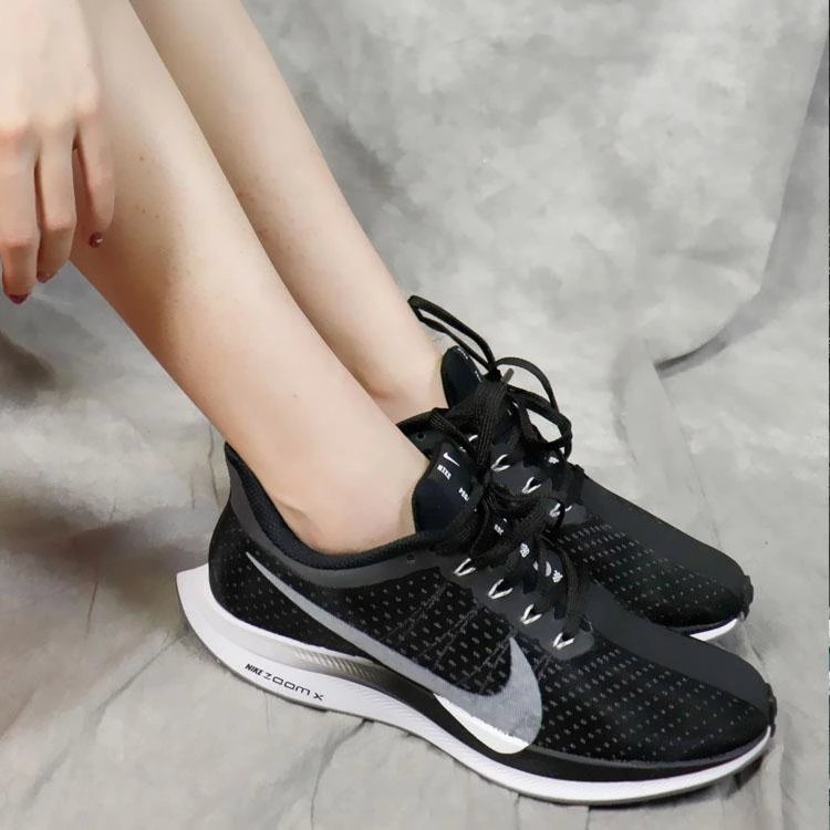 รองเท้าผ้าใบ NIKE NIKE รองเท้าผ้าใบ NIKE รองเท้าผู้ชาย Moon Landing Zoom Pegasus 35X Pegasus Maratho