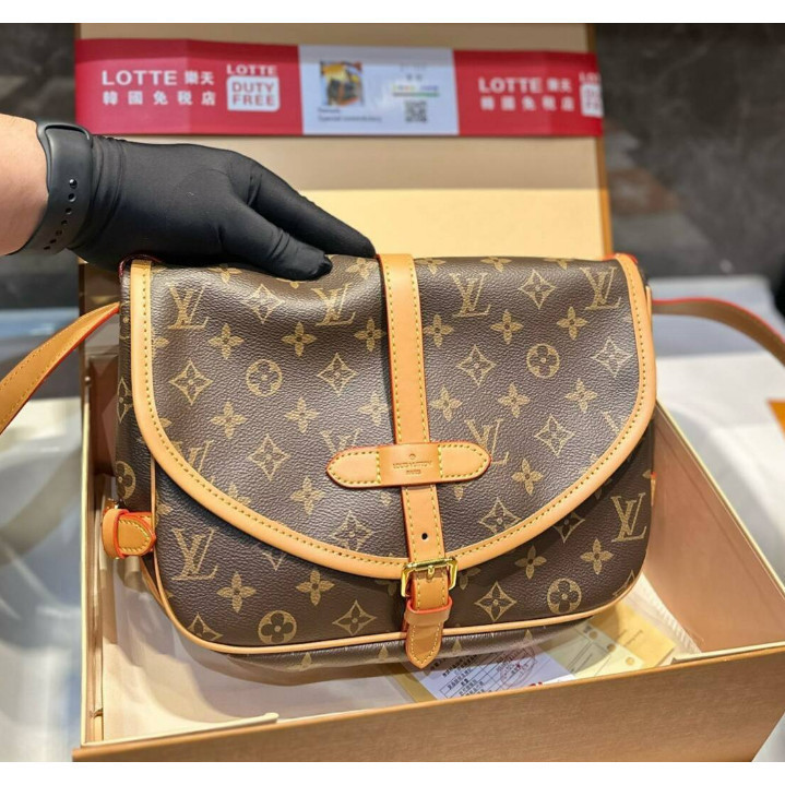 [กล่องของขวัญ] Fashion Luv Saumur Messenger Bag หนังคุณภาพสูง Casual Business Mens Crossbody Bag