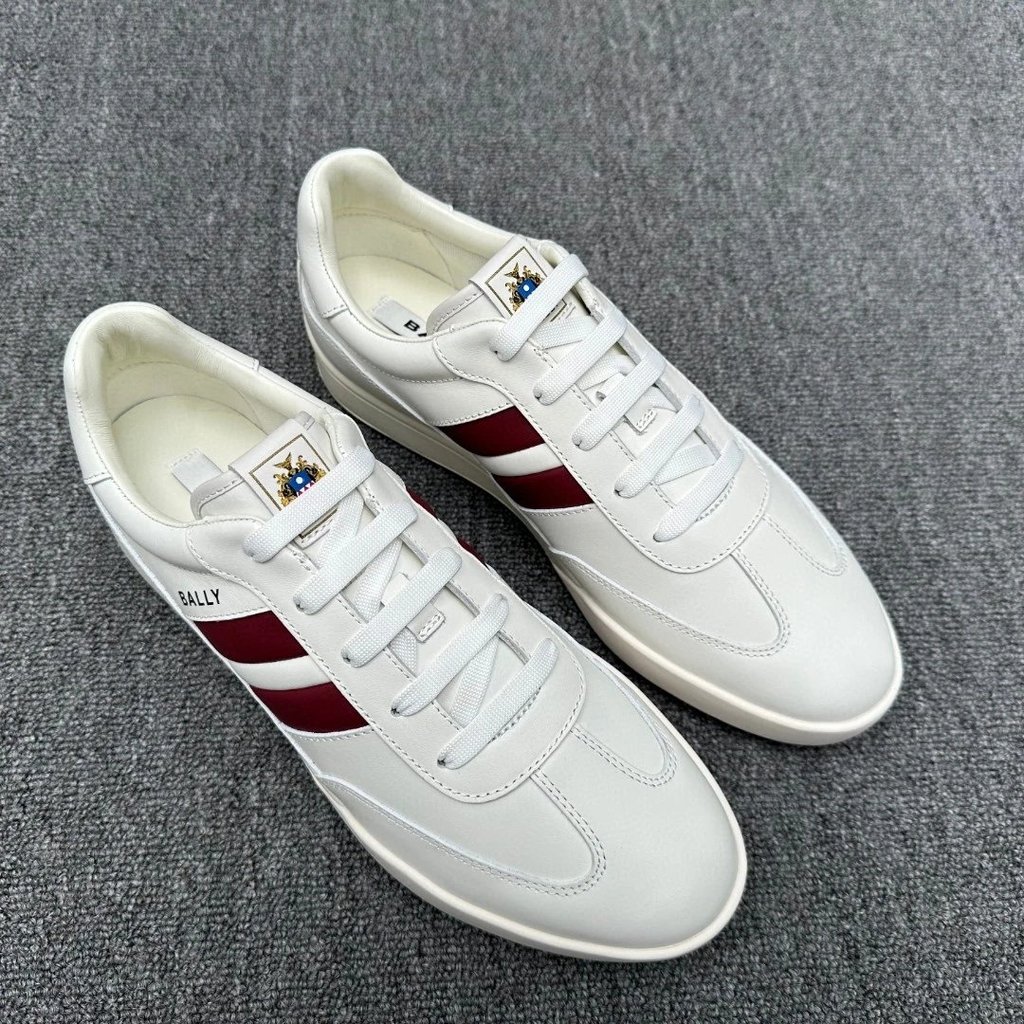 1:1！ป้ายเดิม 2025 รองเท้าผู้ชาย Bal สไตล์ใหม่ Manto Runner Calfskin Lace-Up รองเท้าผ้าใบลําลอง