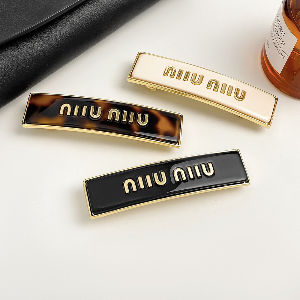 เครื่องประดับผมแฟชั่น Miumiu Miumiu All-Match กิ๊บติดผมแบน High-End หางม้าคลิปฤดูใบไม้ผลิชุดสไตล์หรู