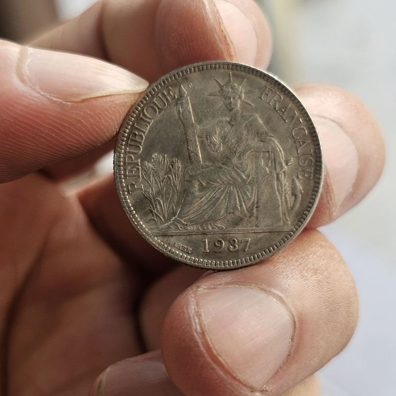 Twenty Cents ผมเงินต่างประเทศฝรั่งเศสนั่งต่างประเทศ 1937 เหรียญทองแดงต่างประเทศเหรียญคอลเลกชัน 2.7