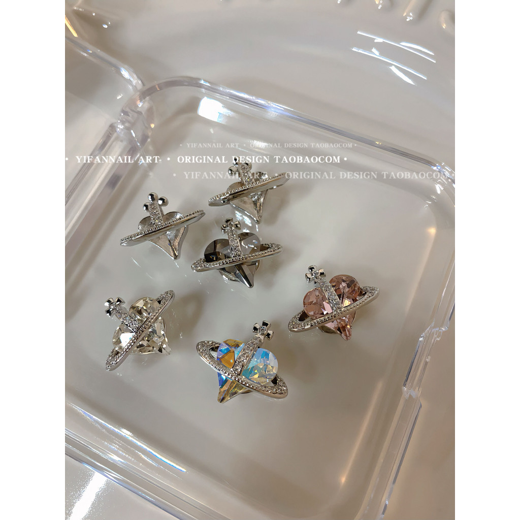 YIFNAIL การเก็บรักษาสีสูง y2k Saturn Micro Diamond Queen West Planet Crooked Heart สนับสนุนอุปกรณ์แต