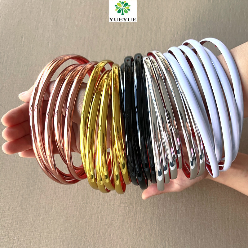 กาวในตัว 3เมตร สติ๊กเกอร์ติดผนัง PVC สามมิติ ตกแต่งผนังบ้าน เลียนแบบโลหะ สวยงาม