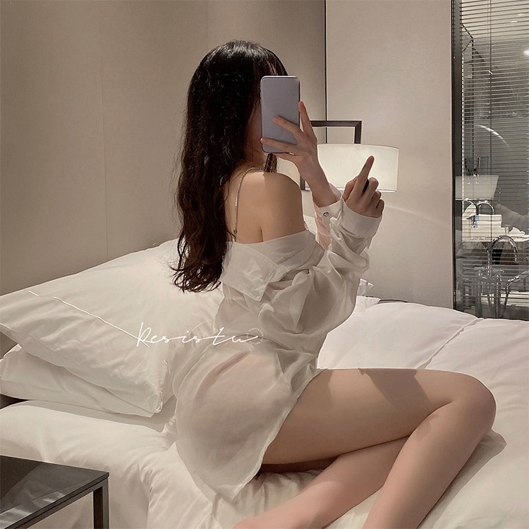 Sex Girl ชุดนอนแบบเซ็กซี่ เสื้อเชิ้ตเซ็กซี่ วัสดุโปร่งแสง ลูกไม้ใสเซ็กซี่ พร้อมส่งจากไทย（H9132）