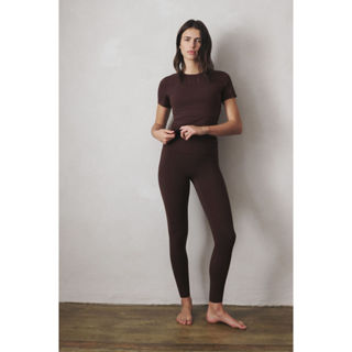 H&M(เอชแอนด์เอ็ม) กางเกงเลกกิ้งสำหรับกีฬา พร้อมเทคโนโลยี Sof…