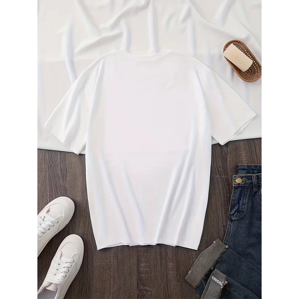 เสื้อยืดคอกลมแขนสั้นสีขาว ลายดอกบัวสีน้ำเงินและม่วง thumbnail 9
