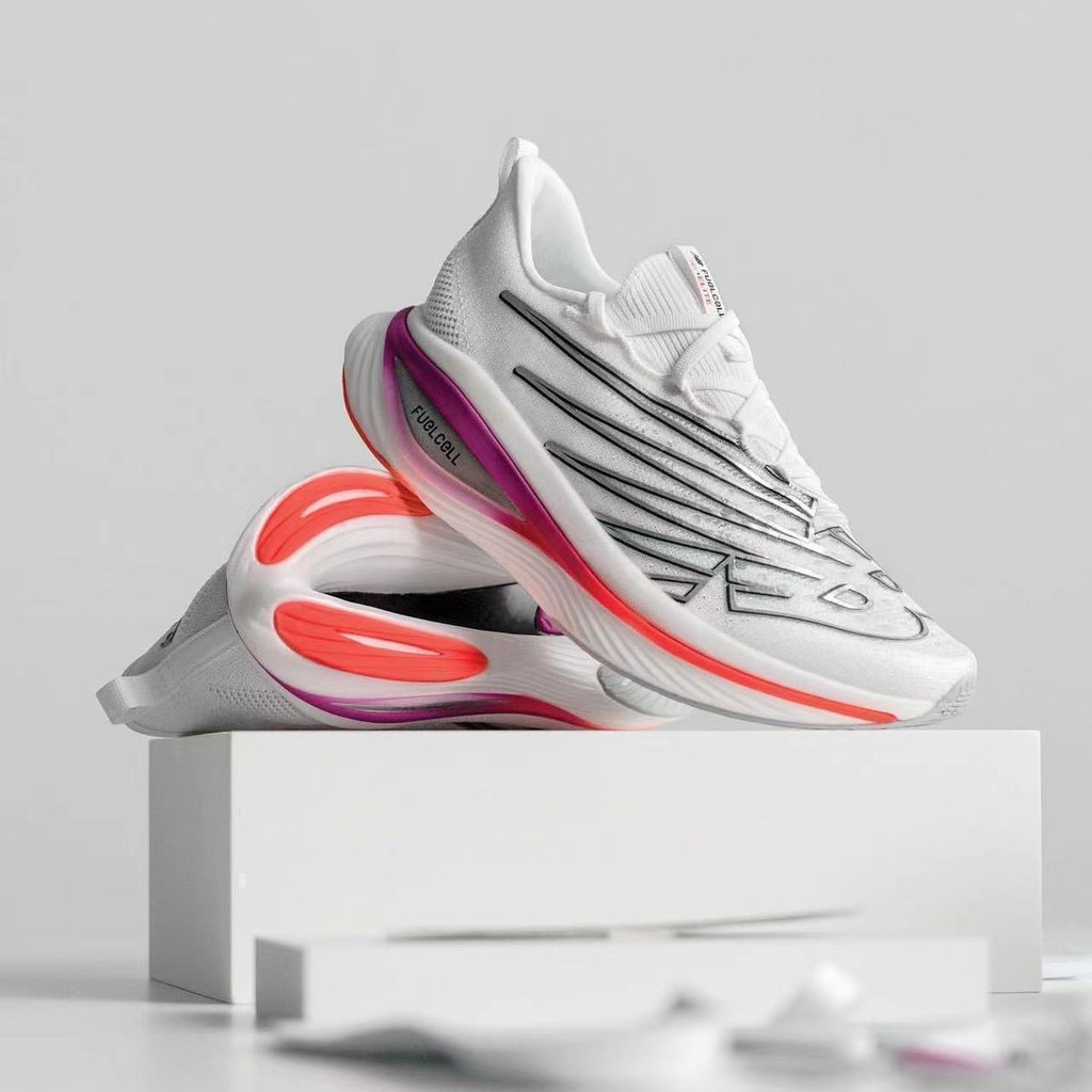 Luck FuelCell SC Elite V3 แผ่นคาร์บอนรองเท้าวิ่งมาราธอนกันกระแทกทนต่อการสึกหรอรองเท้าผ้าใบระบายอากาศ