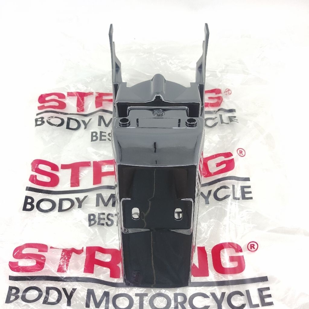 STRONG Mudguard Mudguard บังโคลนหลังส่วนล่าง Honda Astrea C800 สีดํา Original STRONG 12PART
