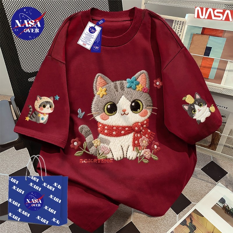 【จัดส่งตลอด 24 ชั่วโมง】🔥NASA ลายปักเลียนแบบ น่ารัก ลายแมวน้อย คอกลม เสื้อ😻oversize เสื้อผญเสื้YG4769
