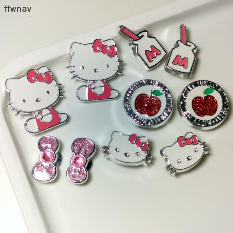 Ffwnav ชุดแซนริโอเฮลโลคิตตี้น่ารักชุดอุปกรณ์เสริมรองเท้าแบบมีรูถอดได้ DIY รองเท้าแตะของตกแต่งของขวัญ