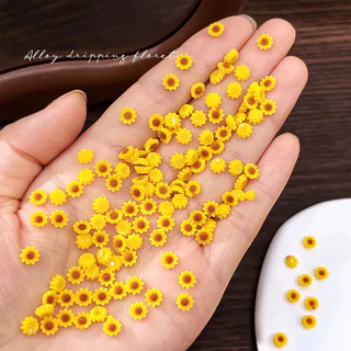 Rou Bao 50 ชิ้นเล็บดอกทานตะวันดอกไม้สีเหลืองฤดูร้อน Girly DIY เล็บ Art Charms ตกแต่ง