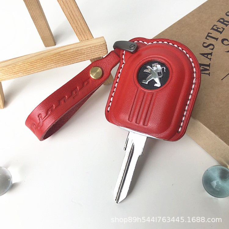 เหมาะสําหรับ Peugeot Django Django 150 ฝาครอบกุญแจรถจักรยานยนต์ Cowhide พวงกุญแจป้องกันกรณี Handmade
