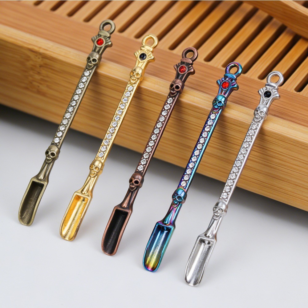 5 ชิ้น Diamond Encrusted Mini ช้อนชุดหลายสีแบบพกพาพลั่วขนาดเล็กสําหรับห้องครัวและห้องปฏิบัติการใช้