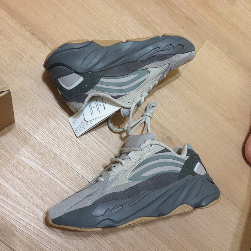 Adidas YEEZY BOOST 700 V2 TEPHRA Graphite FU7914
