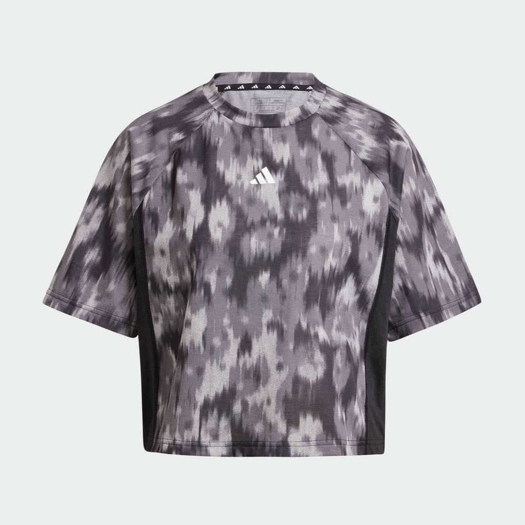 adidas Gym & Training & Yoga เสื้อยืด Train Essentials พิมพ์ลายดอกไม้มัดย้อมทั้งตัว ผู้หญิง สีดำ IK5464