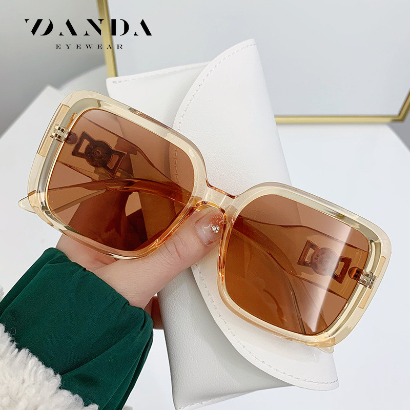 Polarized sunglasses, fashionable new style women's sunglasses TR7559Sun protection sunglasses